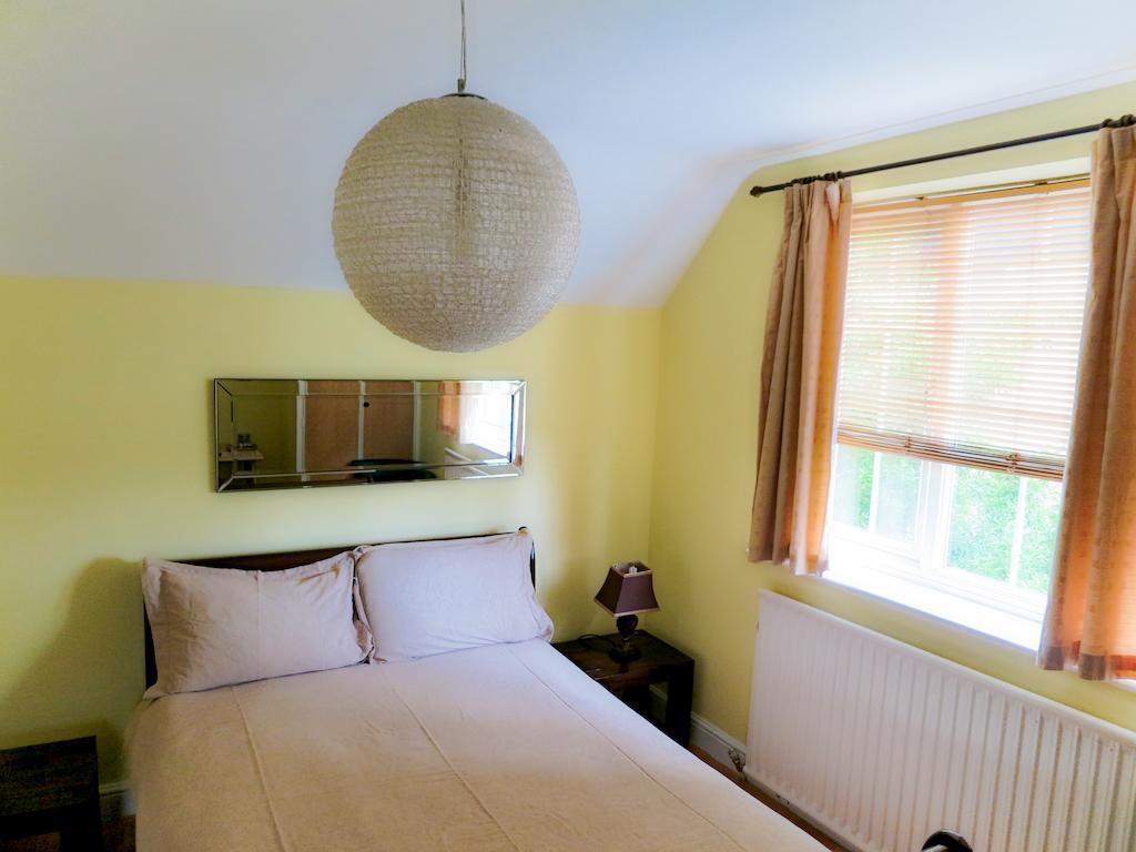 Bed and Breakfast Angel View Guildford Zimmer foto